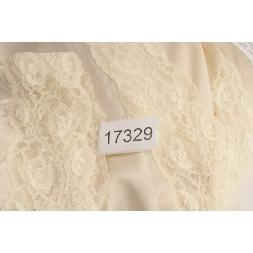 Lace-Trim Short Robe in Cream - Lightweight Tie-Waist Kimono